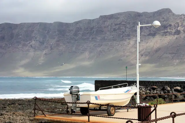Playa Palomitas beach in Lanzarote with calm water conditions