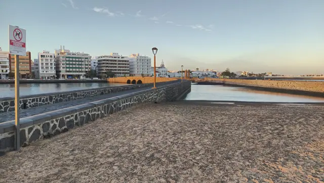 Playa del Castillo de San Gabriel beach in Lanzarote with moderate water conditions