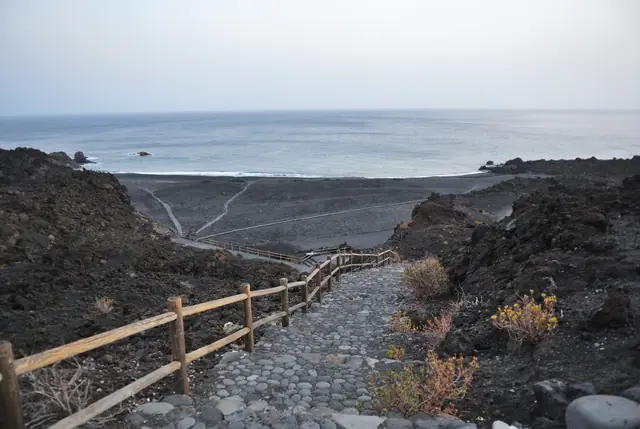 Playa Echentive beach in La Palma with surfable water conditions