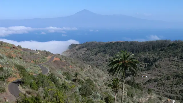 Playa San Marcos beach in La Gomera with moderate water conditions