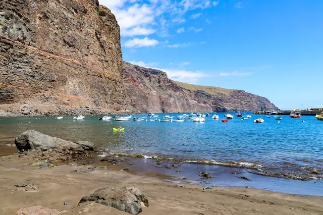 Playa de Vueltas beach in La Gomera with calm water conditions