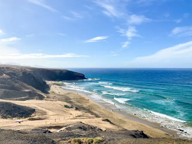 Playa del Viejo Rey beach in Fuerteventura with wavy water conditions