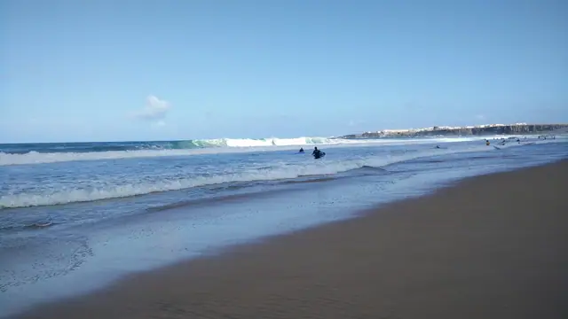 Playa del Aljibe beach in Fuerteventura with wavy water conditions