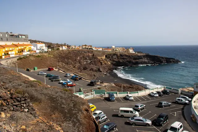 Playa del Abrigo beach in Tenerife with calm water conditions