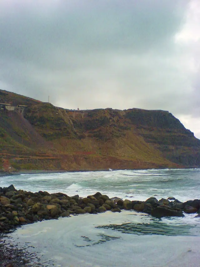 Playa San Felipe beach in Gran Canaria with wavy water conditions
