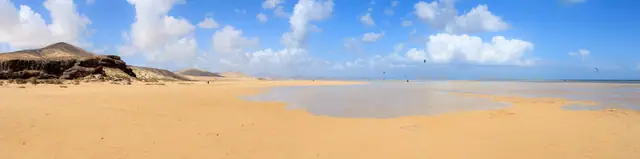 Playa Risco del Paso beach in Fuerteventura with wavy water conditions