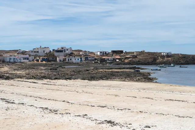 Playa del Majanicho beach in Fuerteventura with surfable water conditions